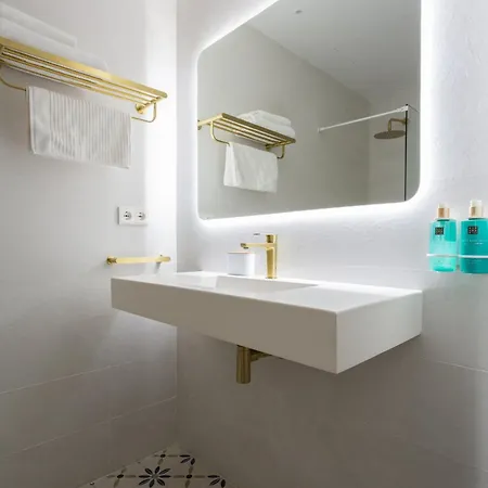 Divino Boutique 3*